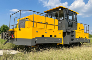 Tracteur routier et ferroviaire robuste à entraînement par combustion interne neuf 